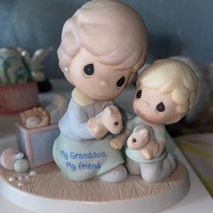 PRECIOUS MOMENTS COLLECTION